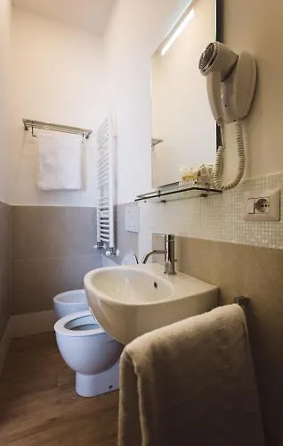 Angelina Rooms In Rome Bed & Breakfast