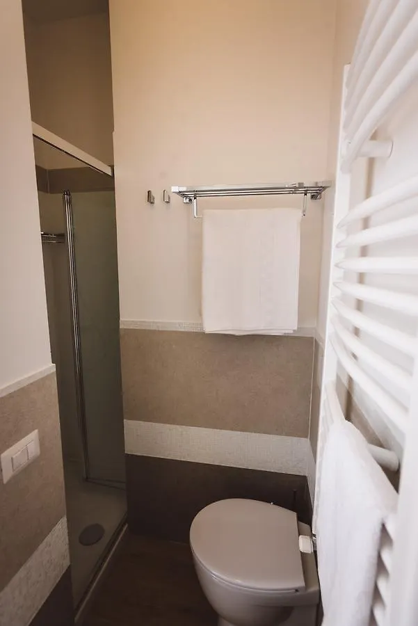 *** Bed & Breakfast Angelina Rooms In Rome Italy